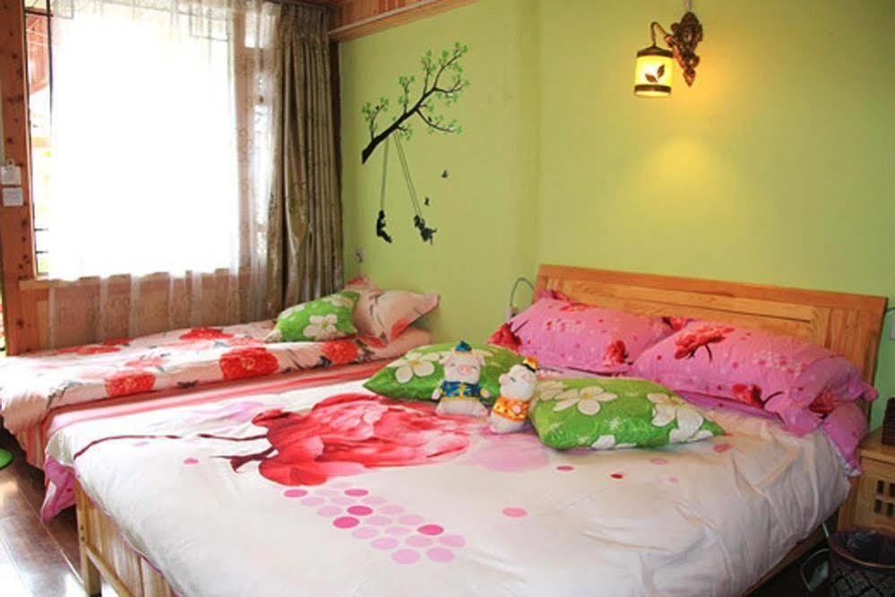 Tree'S Tale Hotel - Lijiang Lijiang  Eksteriør billede